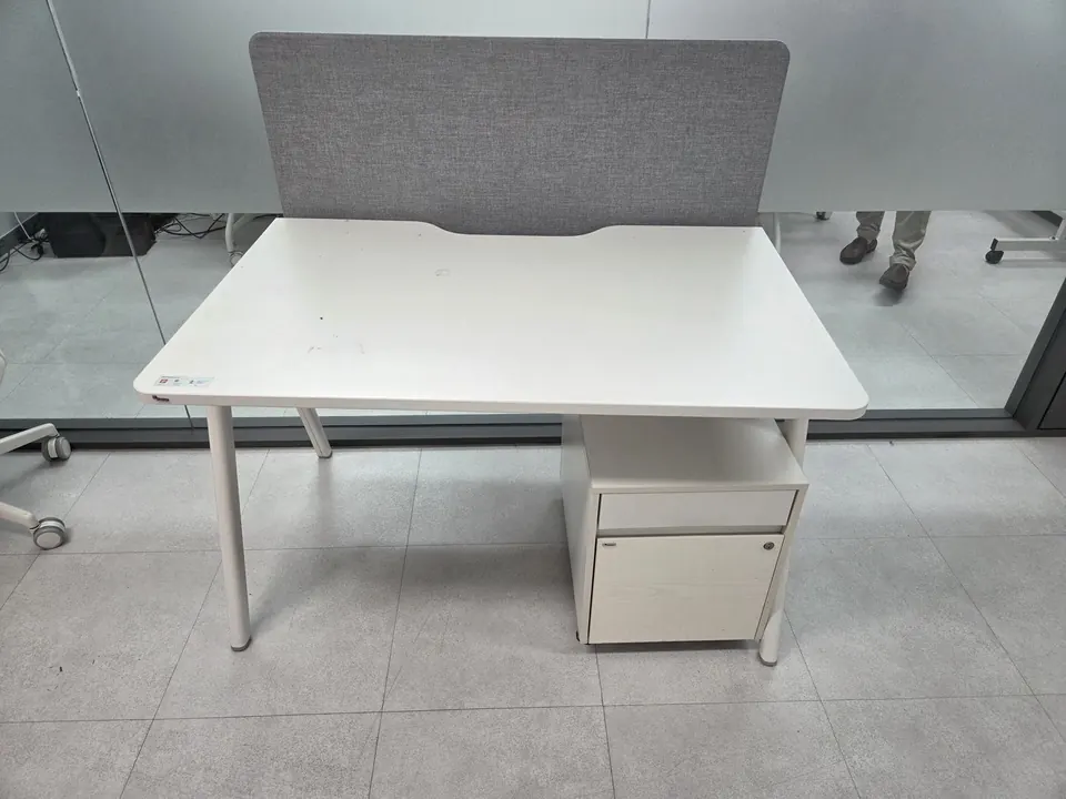 퍼시스 인에이블 1200 일반형책상 FIV칼라