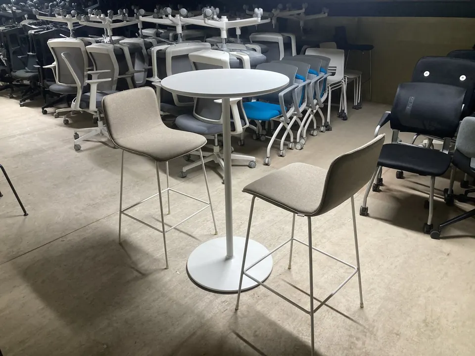 퍼시스 도이스탠딩 테이블세트