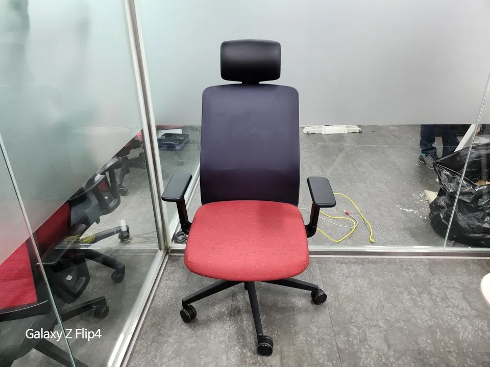 퍼시스 어라운드 사무용의자 CHN4300AH
