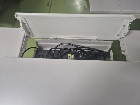 퍼시스 인에이블 1200 덕트형책상 사진 2
