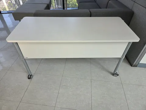 퍼시스 1400 교육용테이블