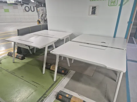 퍼시스 인에이블 1200 덕트형책상 사진 3