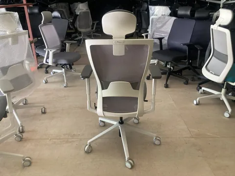 퍼시스 CH4300WAH 사무용의자 사진 3